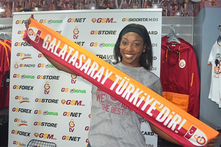 Galatasaray Jakcson'la imzaladı!