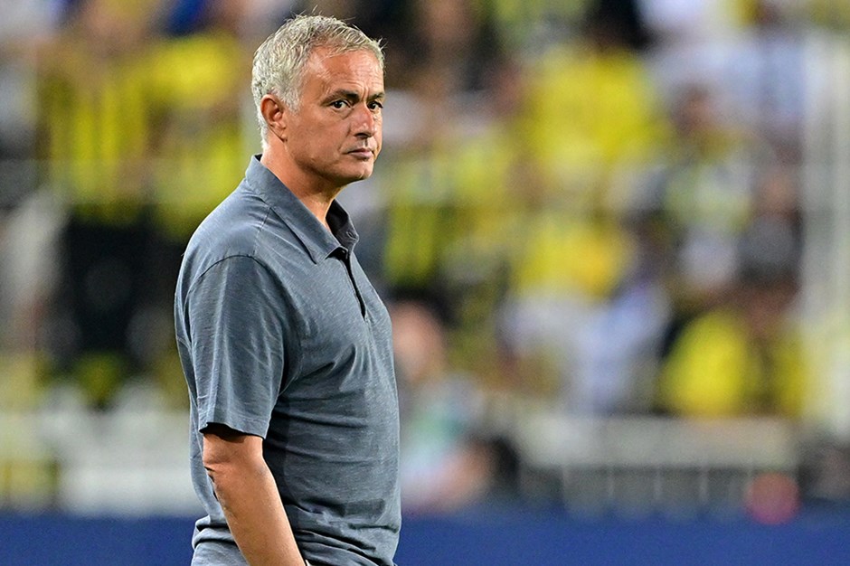 Mourinho son kararı verdi: İlk kez Fenerbahçe forması giyecek