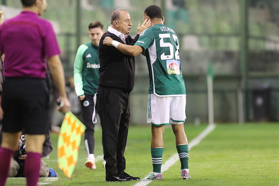 Fatih Terim ilk maçında galibiyetle ayrıldı