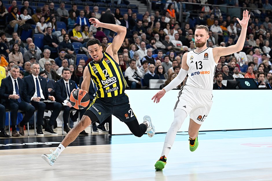 Fenerbahçe Beko deplasmanda Real Madrid'i devirdi