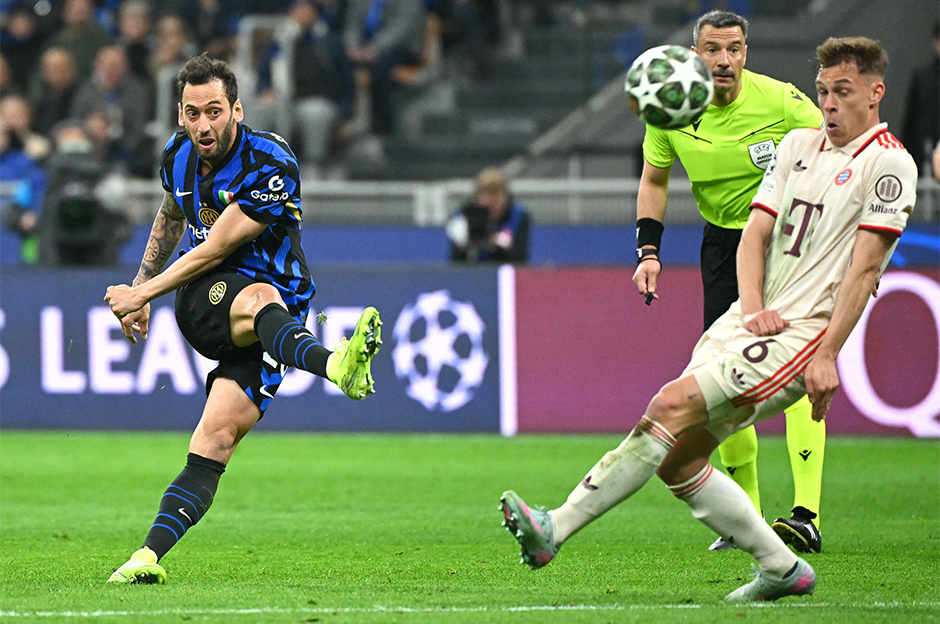 Inter-Bayern Münih maçına Hakan Çalhanoğlu damgası: Dev maç İtalya'da manşetlerde  - 5. Foto