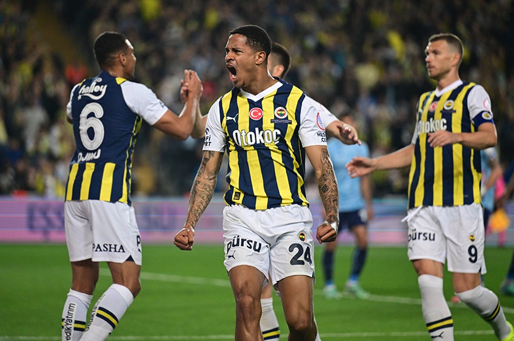 Fenerbahçe'de stoper istikrarsızlığı: 11 farklı tandem - 5. Foto