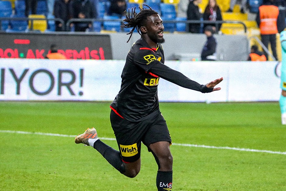 Göztepe'de Traore, Stoilov ile yeniden doğdu