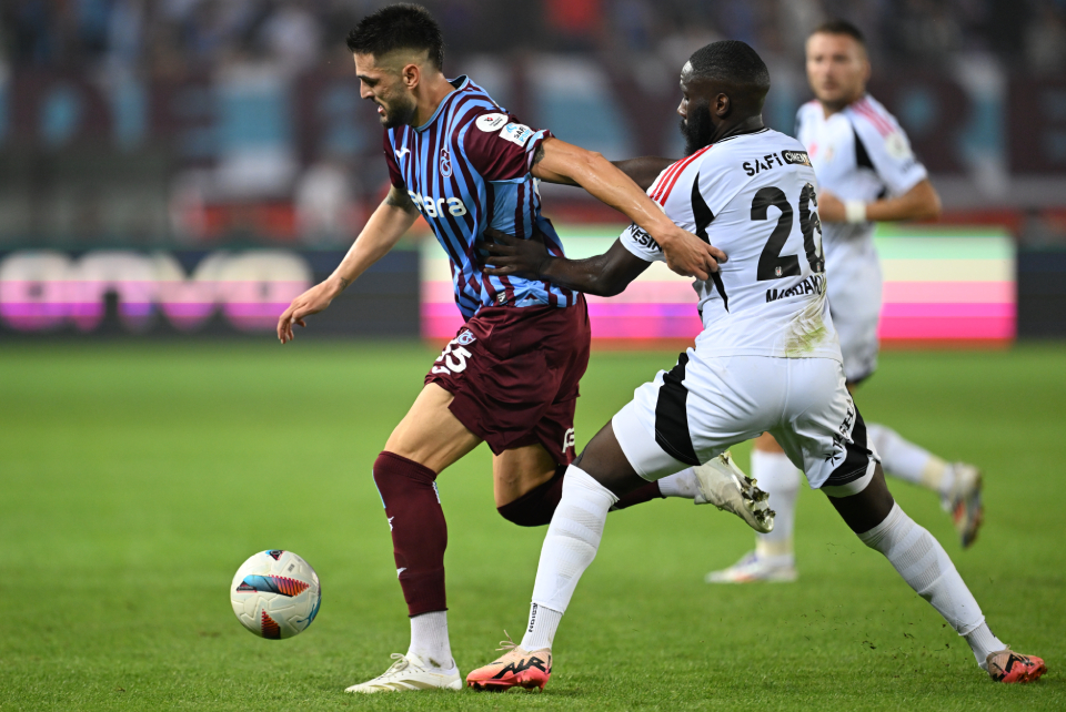Trio ekibinden çarpıcı Şenol Güneş yorumu: "İhraç edilmeliydi"  - 8. Foto