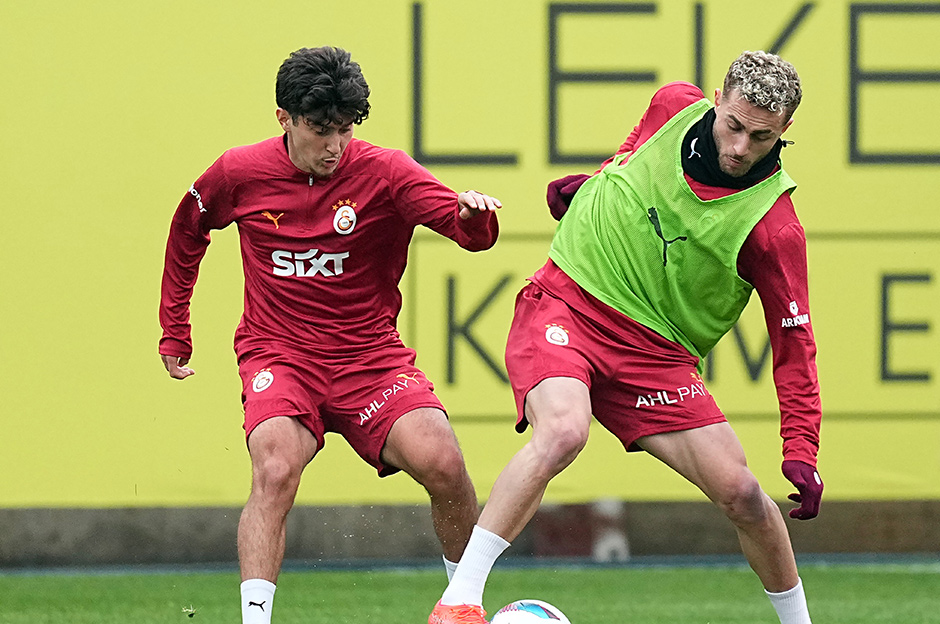 Eyüpspor maçı öncesi Galatasaray'a 3 futbolcudan iyi haber  - 2. Foto