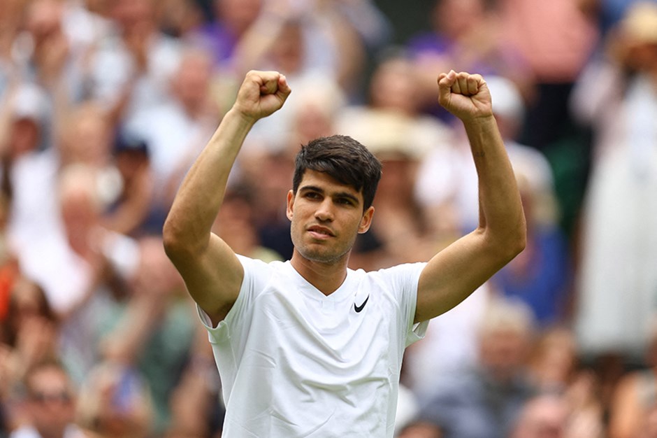 Wimbledon'da son şampiyon Alcaraz ikinci tura yükseldi