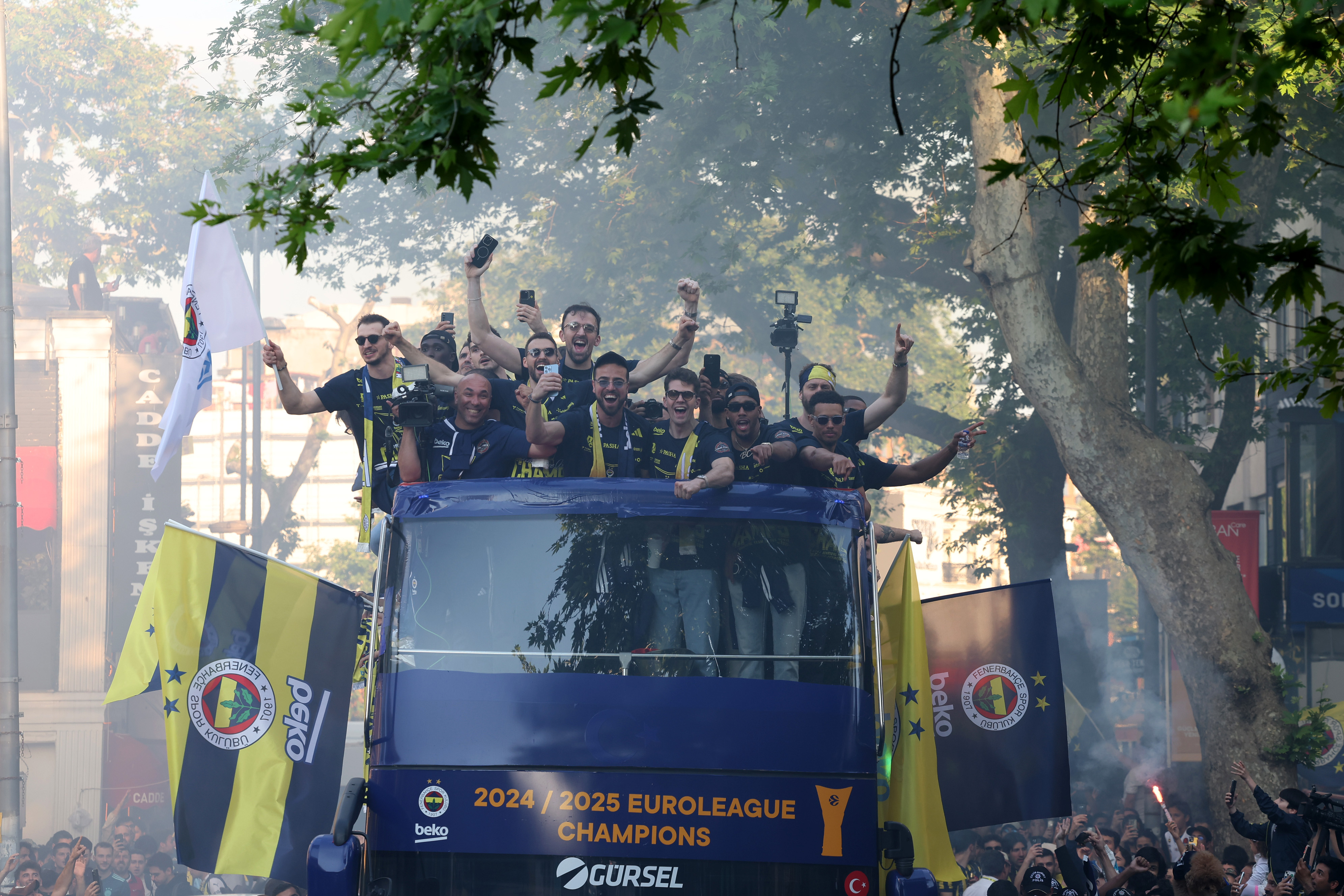 Fenerbahçe Beko, EuroLeague şampiyonluğunu kutladı  - 12. Foto