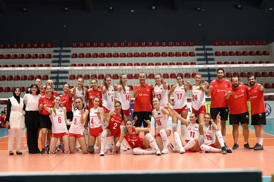 U20 Kadın Milli Voleybol Takımı, Balkan şampiyonu oldu