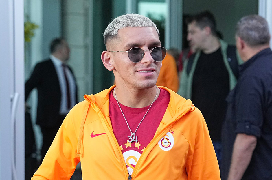 Flaş Lucas Torreira gelişmesi: Galatasaray yönetimi apar topar harekete geçti  - 5. Foto