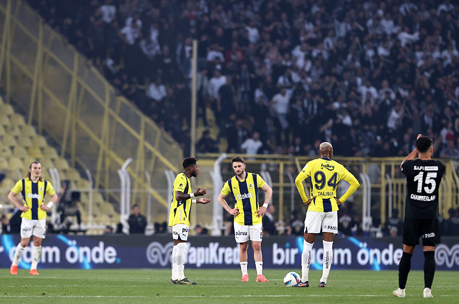 Sergen Yalçın derbi sonrası çıkan iddialara yanıt verdi  - 6. Foto