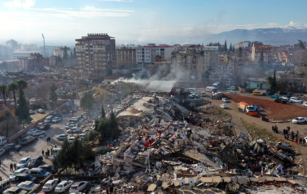 Voleybolcu çift depremde hayatını kaybetti  - 1. Foto