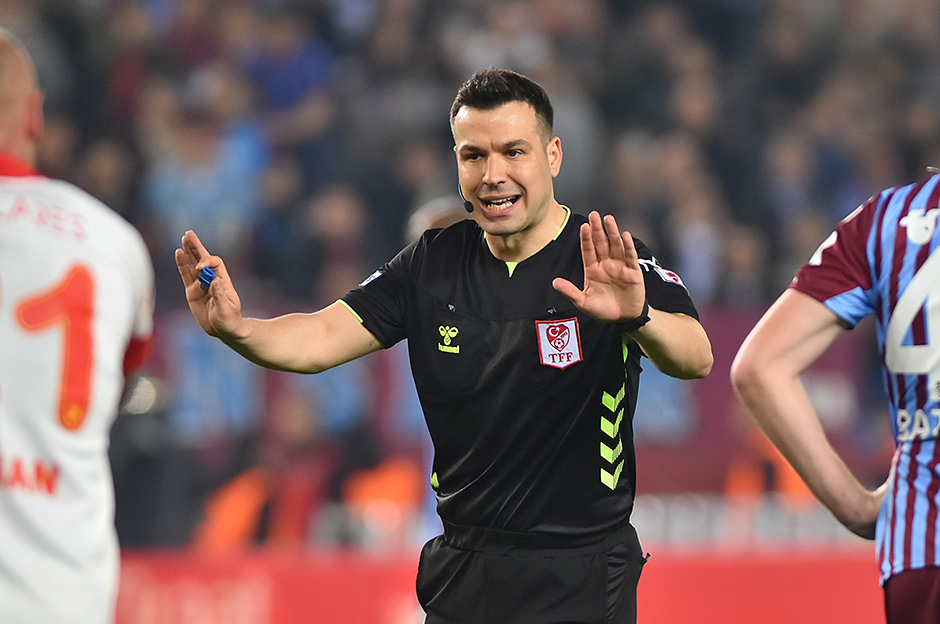 Nwakaeme, hakemle olan penaltı diyaloğunu açıkladı  - 3. Foto