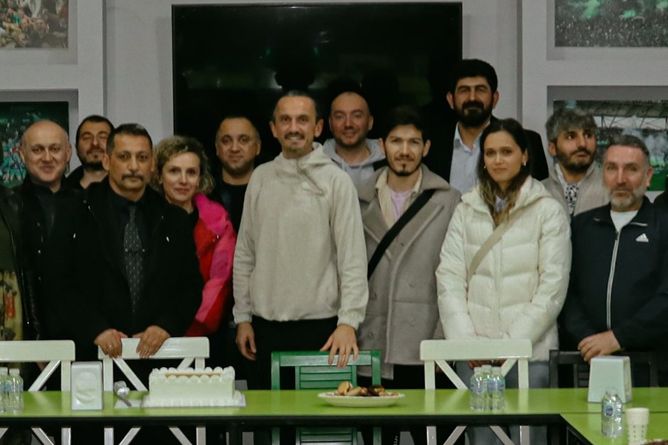 Sakaryaspor Teknik Direktörü Şanlı, "Spor Akademisi"nde ilk dersi verdi 