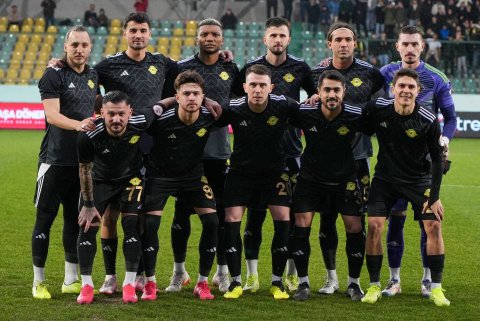 Sakaryaspor - Esenler Erokspor maçı ne zaman, saat kaçta, hangi kanalda canlı yayınlanacak?  - 3. Foto