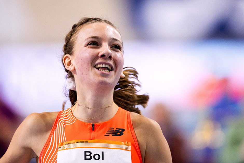 Hollandalı atlet Bol, 400 metrede dünya rekoru kırdı 