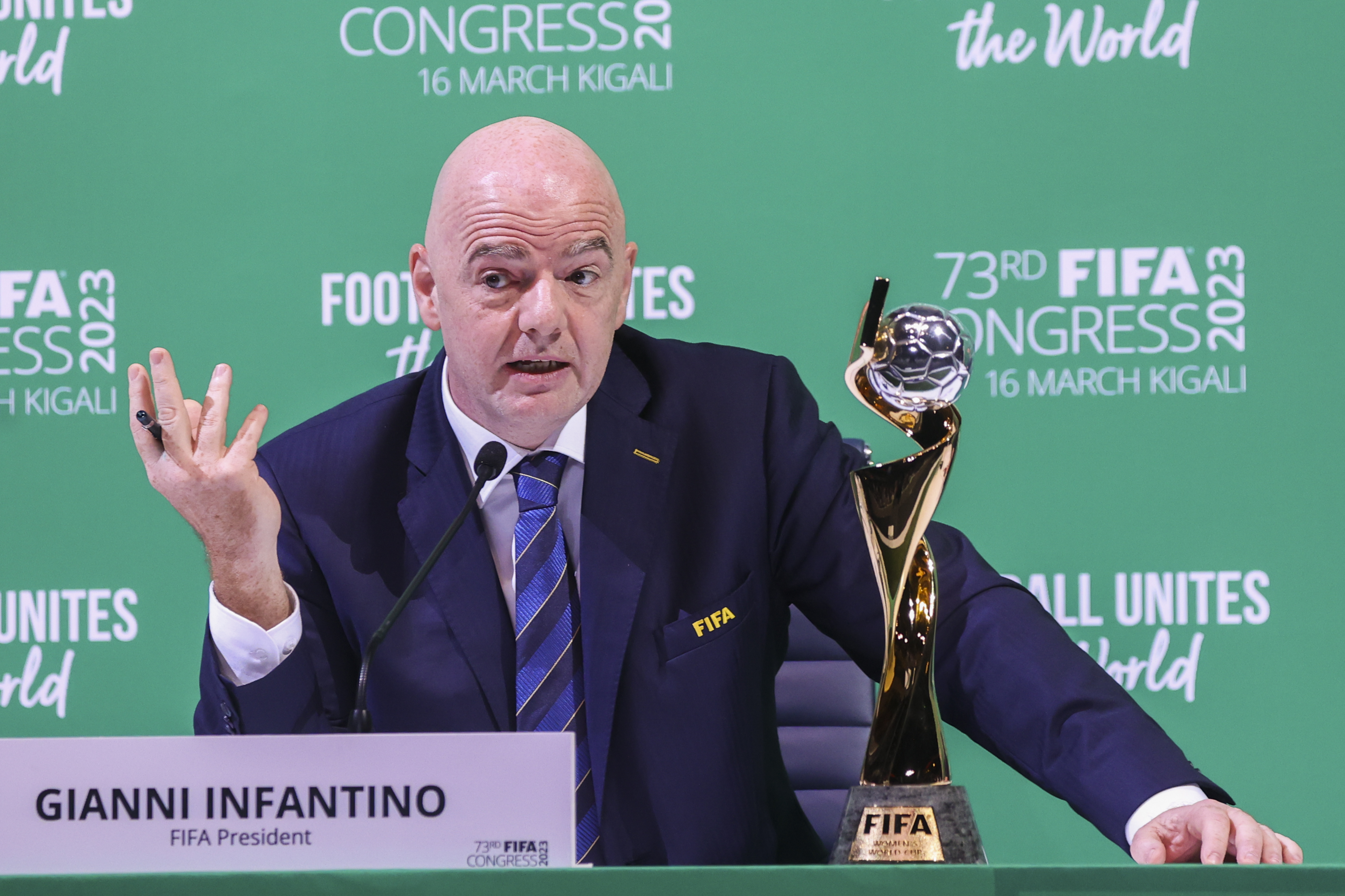 Infantino'dan ırkçılığa karşı "hükmen mağlubiyet" çağrısı