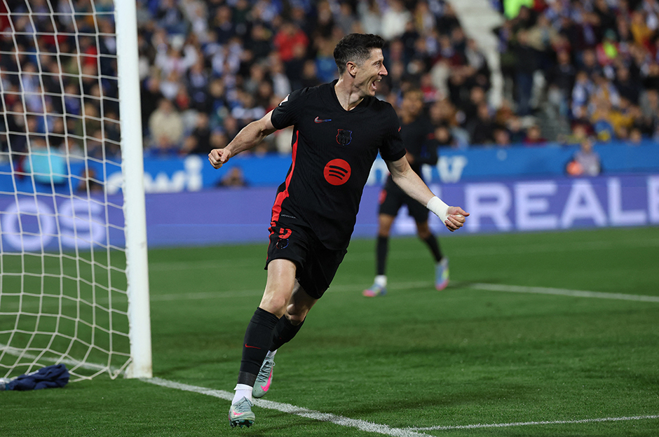Galatasaray'la adı anılan Lewandowski'ye "ayrılık" sorusu  - 2. Foto
