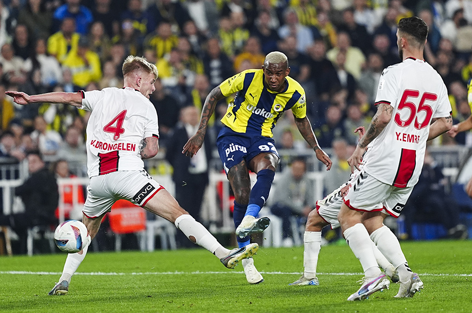 "Şampiyonluğa veda maçı" | Spor yazarları Fenerbahçe için ne dedi?  - 3. Foto
