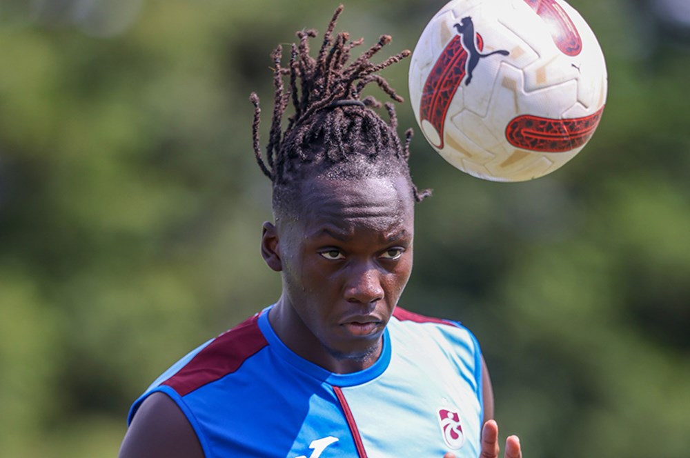 Trabzonspor, Galatasaray'ın istediği Batista Mendy'nin bonservisini belirledi  - 3. Foto