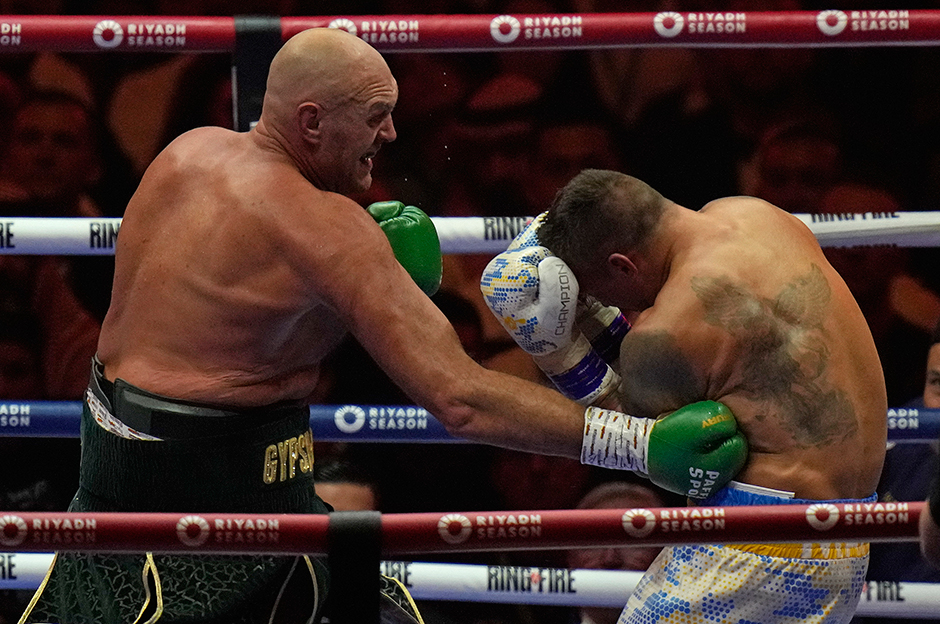 Boksta tarihi gece: Tyson Fury'yi yenen Oleksandr Usyk bir ilki başardı  - 15. Foto