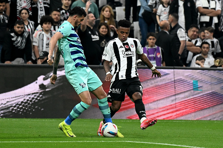 Beşiktaş'ta Ole Gunnar Solskjaer tepkilerin odağında  - 3. Foto