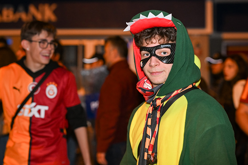 Galatasaraylı taraftarlardan unutulmaz şampiyonluk fotoğrafları!