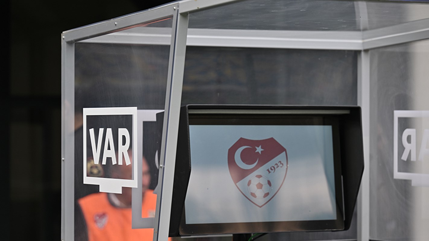 NTV Spor: Fatih Karagümrük - Fenerbahçe maçının VAR kayıtları yayınlandı