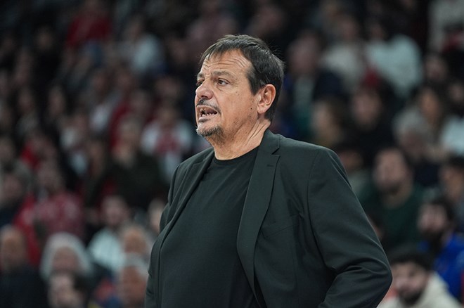 Yunanistan karıştı, Ergin Ataman'ı tutuklatmak istiyorlar: Derbide skandal Türkiye tezahüratı  - 6. Foto