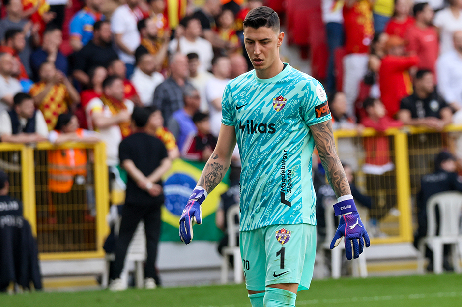 Berke Özer transfere son noktayı koydu  - 6. Foto