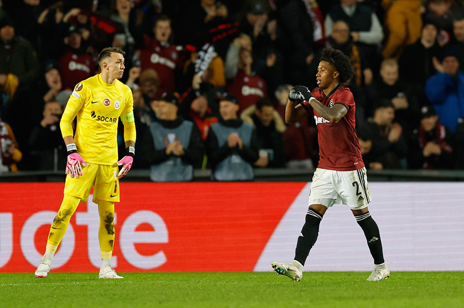 Galatasaray maçlarında yıldızlaşan Preciado'nun yeni rotası Süper Lig mi oluyor?  - 7. Foto