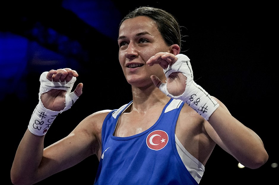 Hatice Akbaş olimpiyatlarda yarı finalde