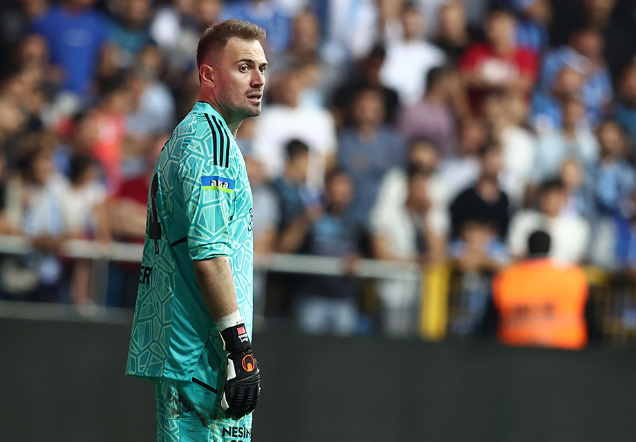 NTV Spor: Beşiktaş kalecisi Mert Günok; Muslera, Altay ve Uğurcan'ı solladı