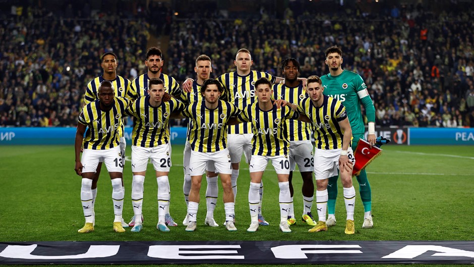 NTV Spor: Avrupa'nın 10 büyüğü, 3 Fenerbahçeli için İzmir'e geliyor