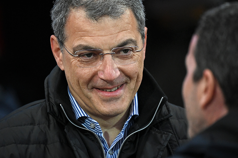 Öncelikle Kolo Muani hakkında açıklama yapan Comolli, Fransız yıldızın kiralık sözleşmesinin Kulüpler Dünya Kupası süresince uzatılması için PSG ile anlaştıklarını belirtti.