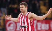THY EuroLeague'de normal sezonun MVP'si Sasha Vezenkov