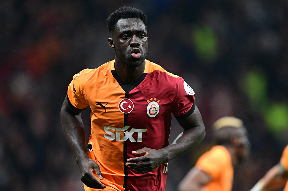 Davinson Sanchez net konuştu: "Mesaj yöneticilere ve sorumlulara iletildi"  - 5. Foto
