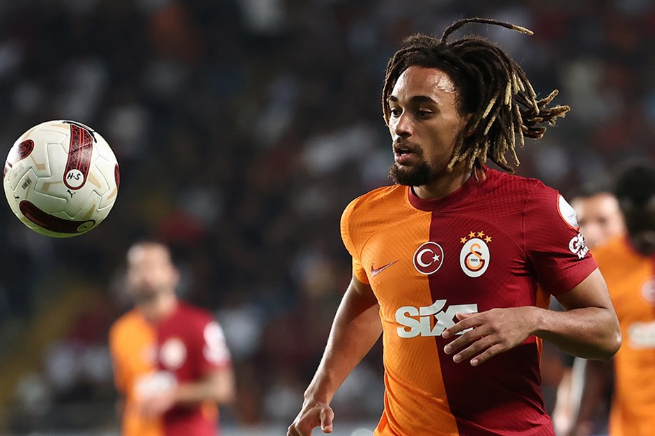Galatasaray'dan Sacha Boey ve Angelino hamlesi