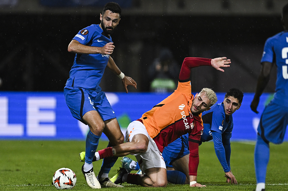 "Hocam saplantılardan kurtul" | Spor yazarları Galatasaray için ne dedi?  - 1. Foto