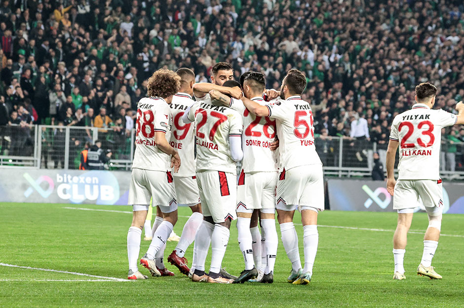 Samsunspor - Altınordu Karşılaşması Ne Zaman, Saat Kaçta Ve Hangi ...