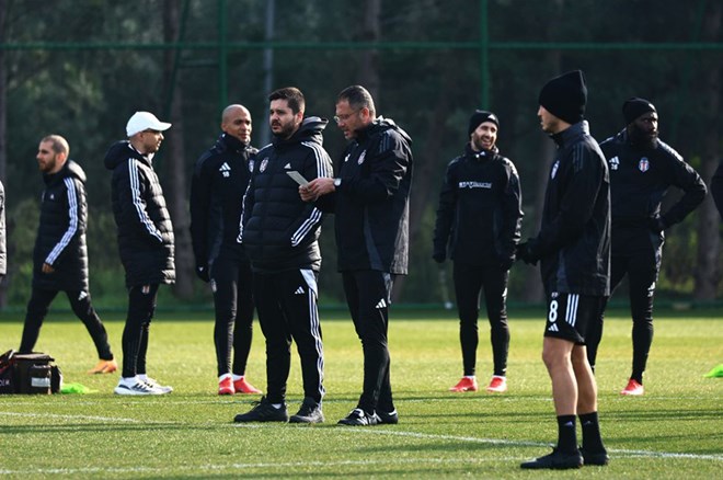 Solskjaer, Beşiktaş'taki ilk idmanında: Rafa Silva ve Immobile ile özel görüşme  - 8. Foto