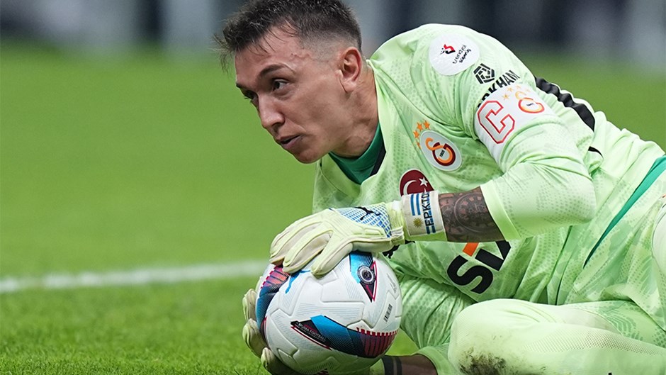 NTV Spor: Galatasaray'dan Muslera'nın yerine dünyanın konuşacağı isim: Birlikte fotoğraf bile çekildiler