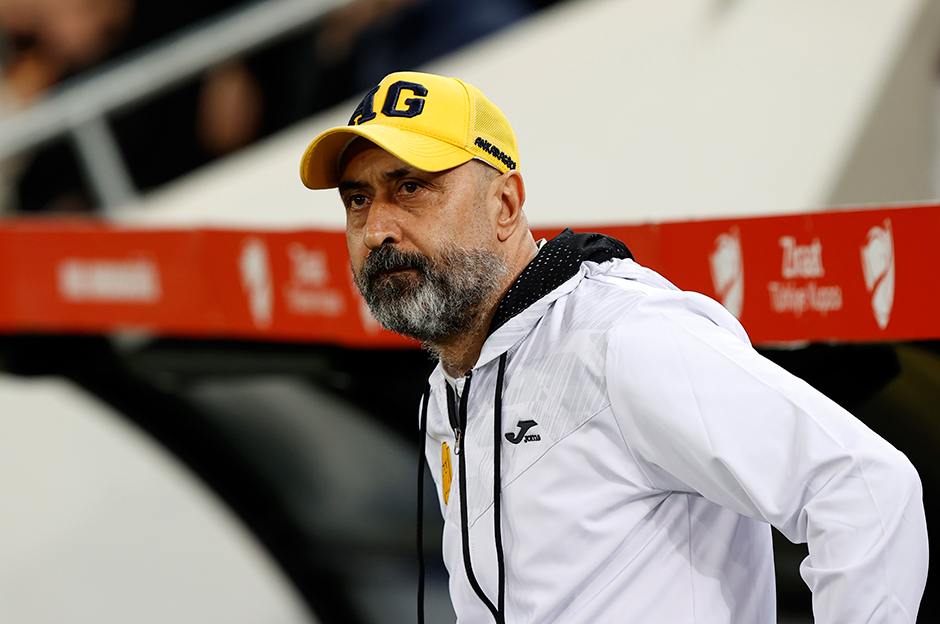 Ve Tolunay Kafkas'tan açıklama geldi: Avrupa ekibinin başına geçiyor  - 3. Foto