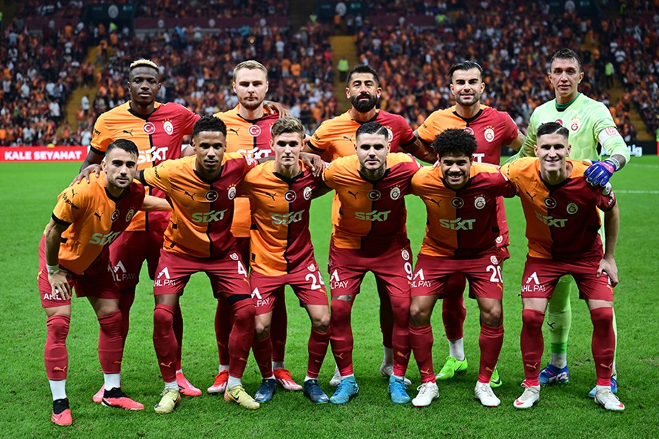 Galatasaray, Antalyaspor'u yenerse Fenerbahçe'nin rekorunu kıracak