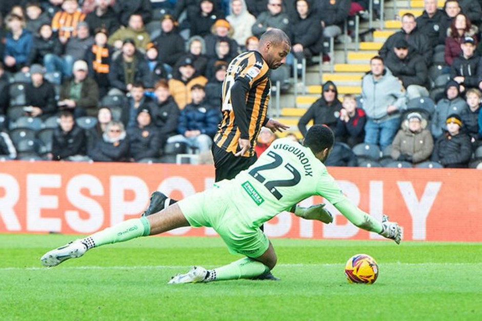 Hull City aylar sonra kazandı