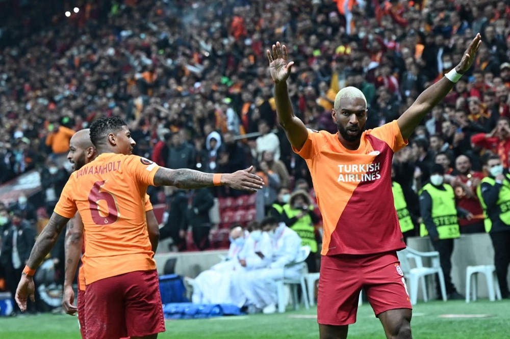 Babel derbiye damga vuracak ismi verdi: "En önemli oyuncu o"  - 5. Foto