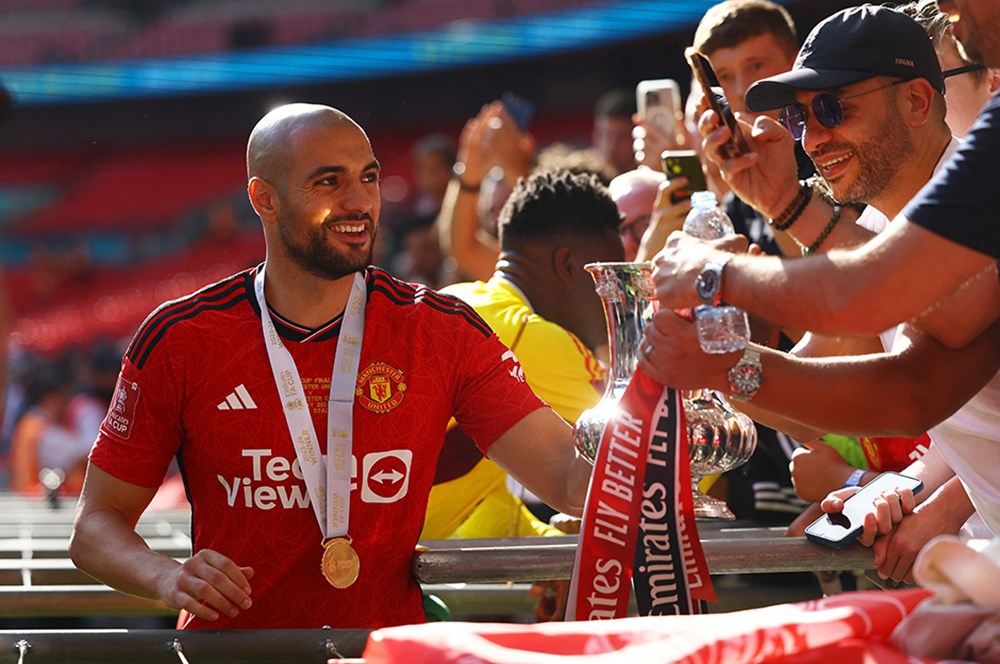 Fenerbahçe, Amrabat transferini bitirdi: İstanbul'a geliyor - 4. Foto