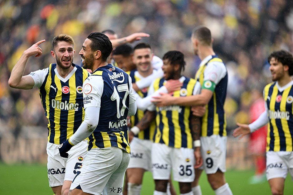 Başakşehir-Fenerbahçe maçı ne zaman, saat kaçta, hangi kanalda? İlk 11'ler