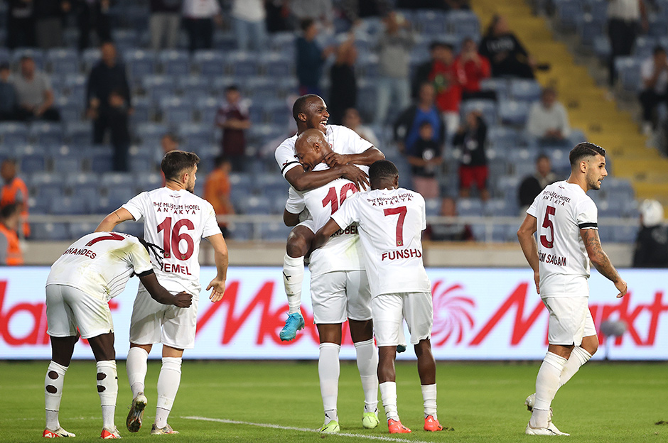 Süper Lig'de penaltı raporu: En çok Galatasaray'ın aleyhine penaltı verildi, en çok Beşiktaş penaltı kazandı - 9. Foto