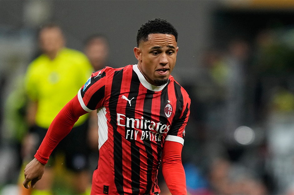 Sabah gazetesinde yer alan haberde bonservisi Milan'da bulunan Okafor için Beşiktaş'ın satın alma opsiyonlu kiralama teklifinde bulunduğu belirtildi.