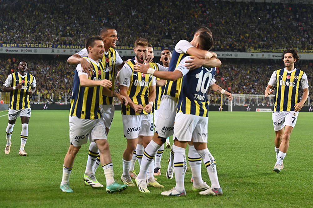 Fenerbahçe 11 maçın sadece 2'sinde bunu yaşadı: ligde 7 alanda lider  - 14. Foto